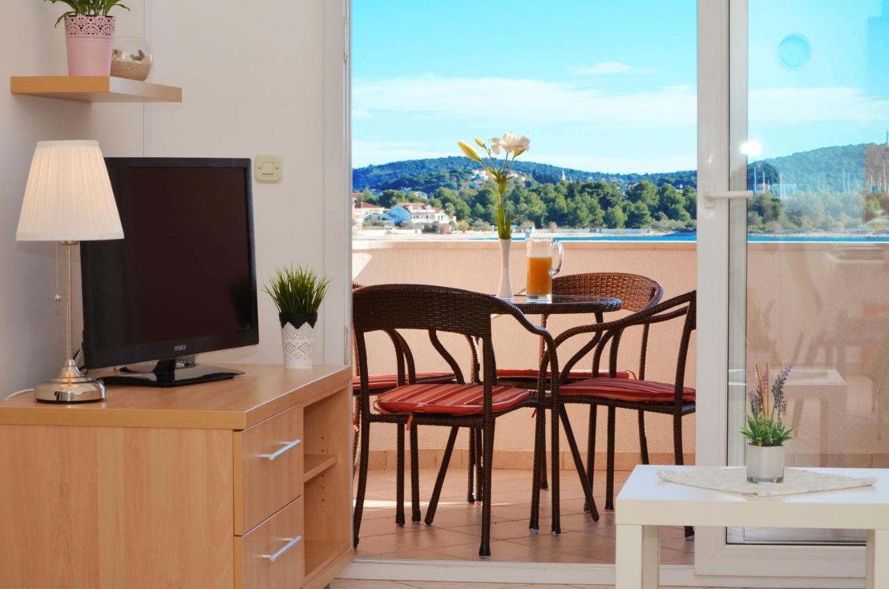 Apartment Basic Rogoznica *
